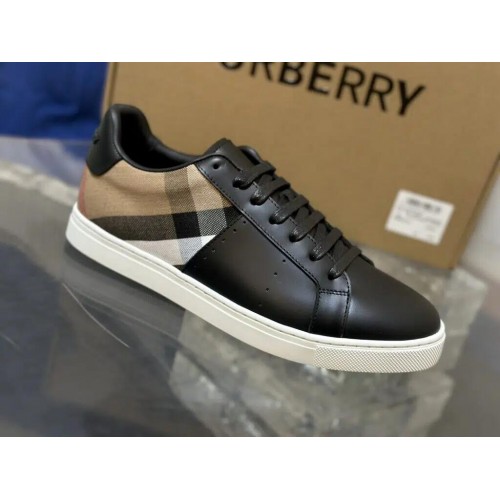 Burberry Low Top Sneaker- Check black