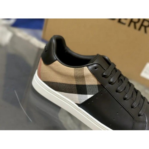 Burberry Low Top Sneaker- Check black