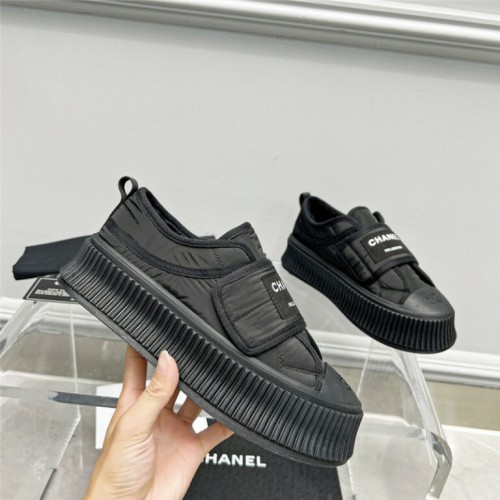 chanel new casual sports style bread shoes