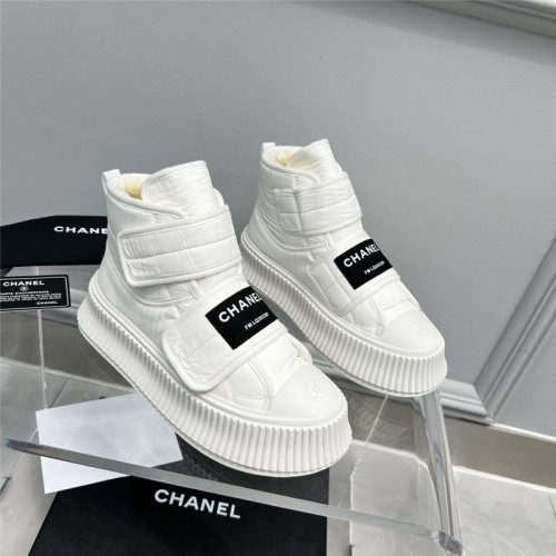 chanel new casual sports style bread shoes