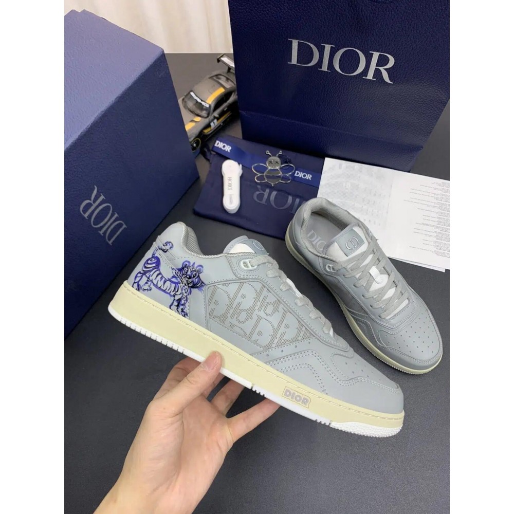 Dior B27 Smooth Calfskin Leather Low Top Sneakers | Blue Tiger