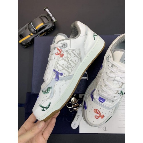 DIOR B27 Low Top Galaxy Graffiti White Sneakers | Shapes