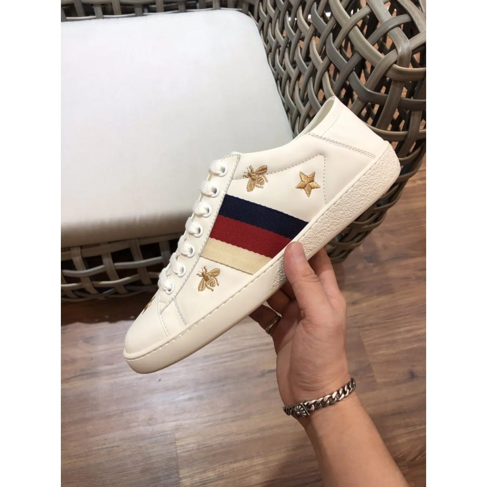 GUCCI Replica – White Ace Bee & Stars Low Top Rep Sneakers