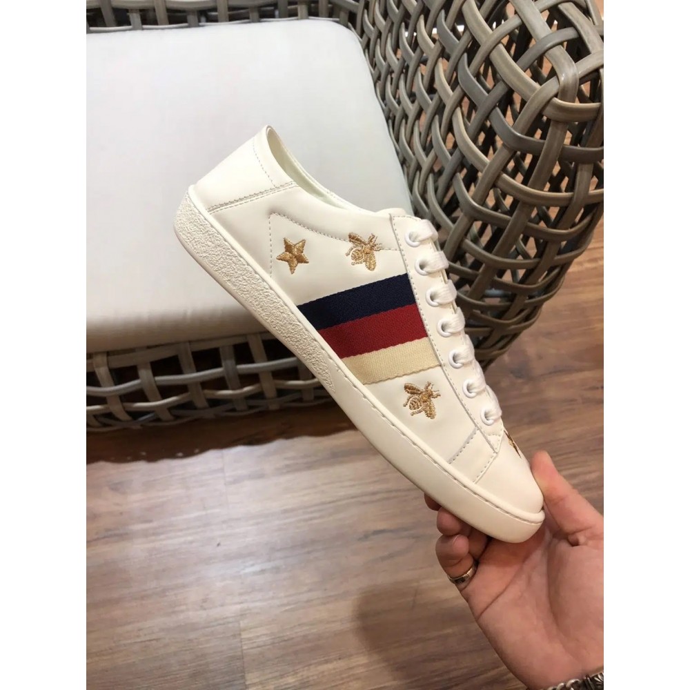 GUCCI Replica – White Ace Bee & Stars Low Top Rep Sneakers