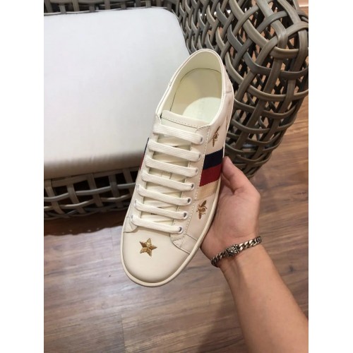 GUCCI Replica – White Ace Bee & Stars Low Top Rep Sneakers