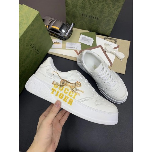 Gucci GG – Tiger Low Top Replica Sneakers for Men