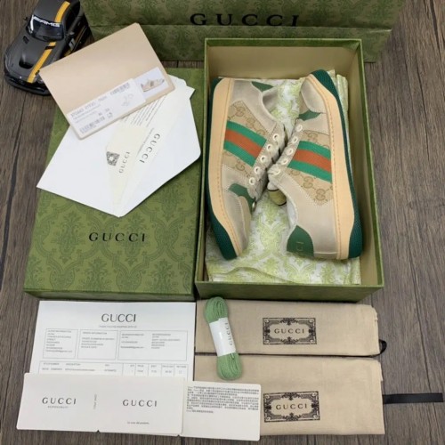 Gucci Dirty Screener Sneakers | Green