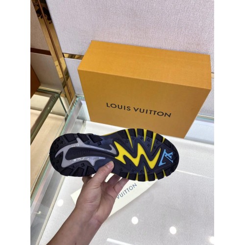 Louis Vuitton Runner Tatic Replica Shoes (Yellow)