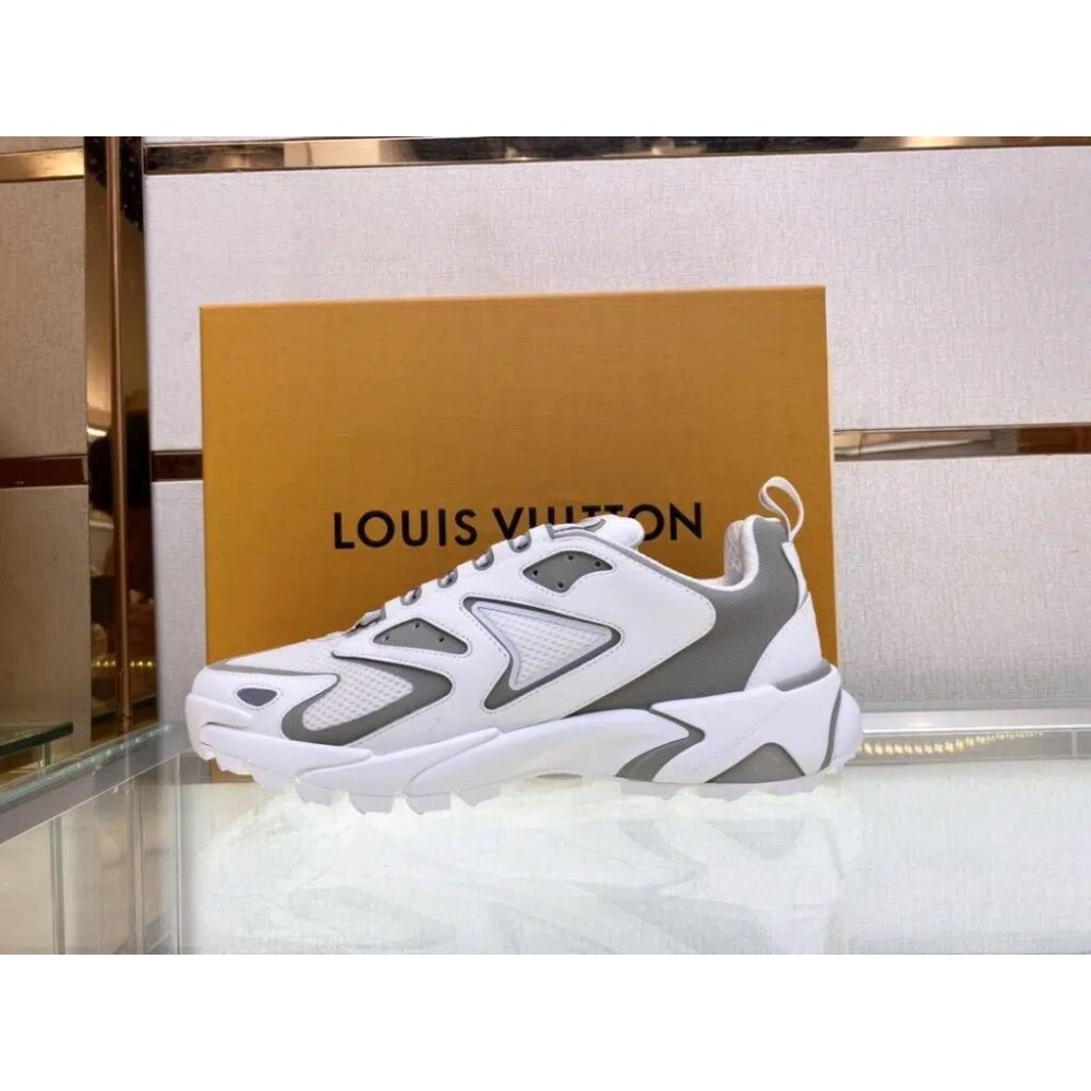 Louis Vuitton Runner Tatic Replica Shoes (White)