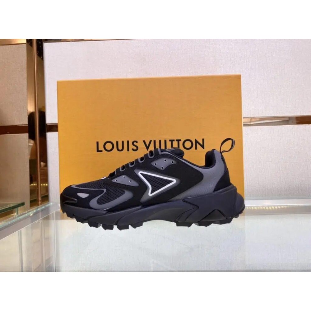 Louis Vuitton Runner Tatic Replica Shoes (Grey)