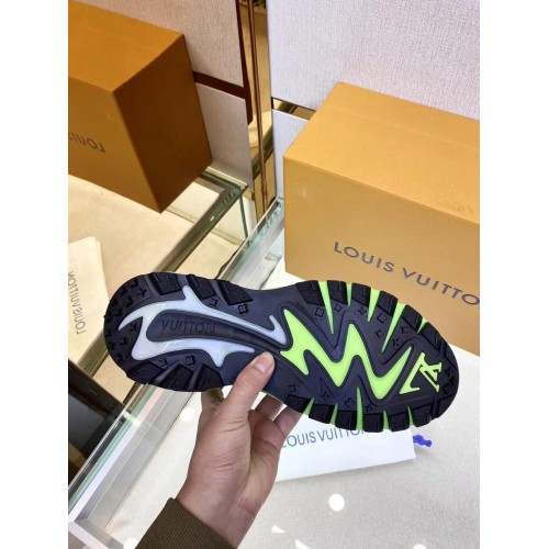 Louis Vuitton Runner Tatic Replica Shoes (Green)